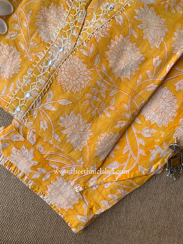 "Prajvala" Hand Embroidered Kurta and Pants Co-ord set - 2pc