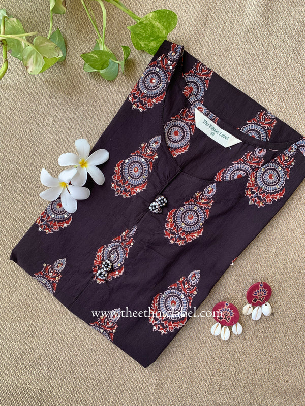 "Badar" Boota Cotton kurta