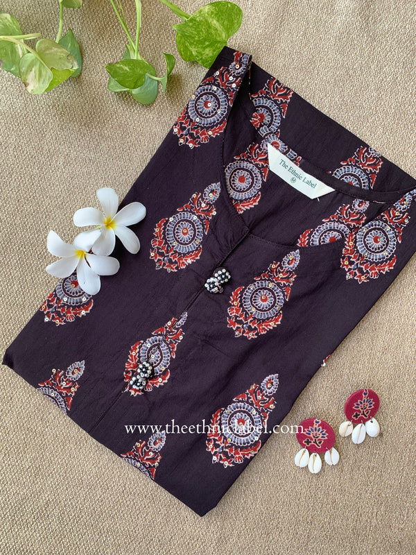 "Badar" Boota Cotton kurta
