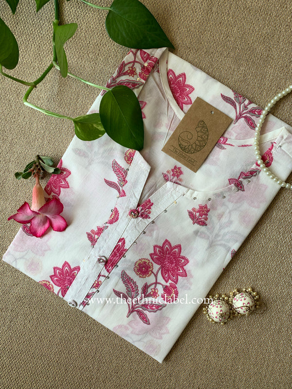 "Raha" Pink Buttoned Cotton kurta