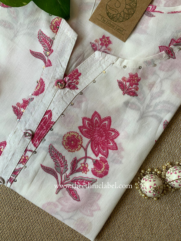 "Raha" Pink Buttoned Cotton kurta