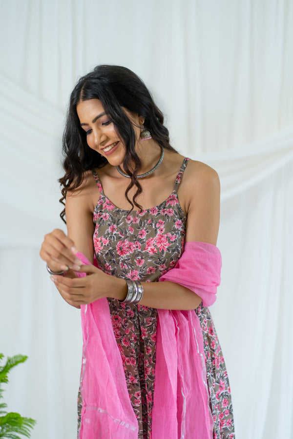 Pink & Olive 'Glamourous' Cotton Kurta Set