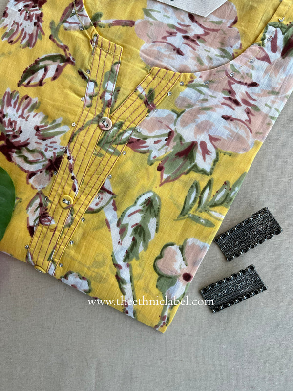 "Peet" Buttoned Cotton kurta -