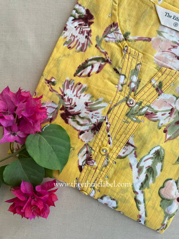 "Peet" Buttoned Cotton kurta -