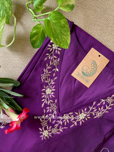 "Resham" hand embroidered Silk Kurta Set(2pc)