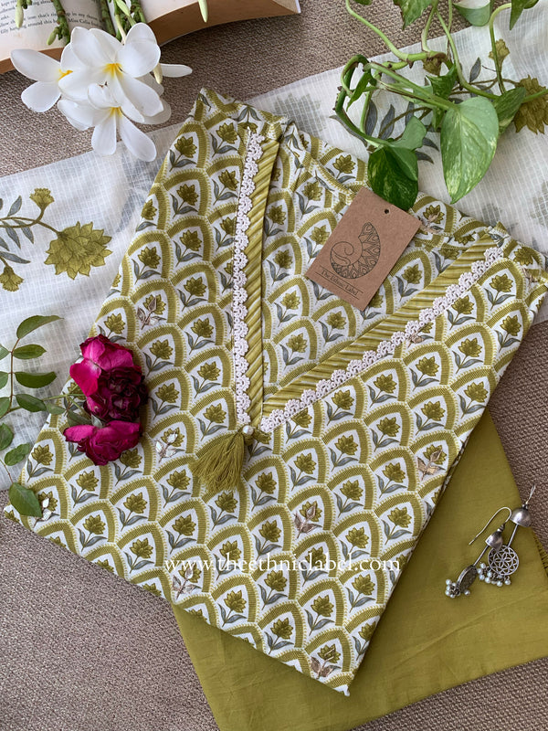 Argha Green Cotton Kurta Set with Doria Dupatta(3pc)