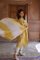 Yellow 'Youthful' Laced Cotton Kurta and pants set - 3pc