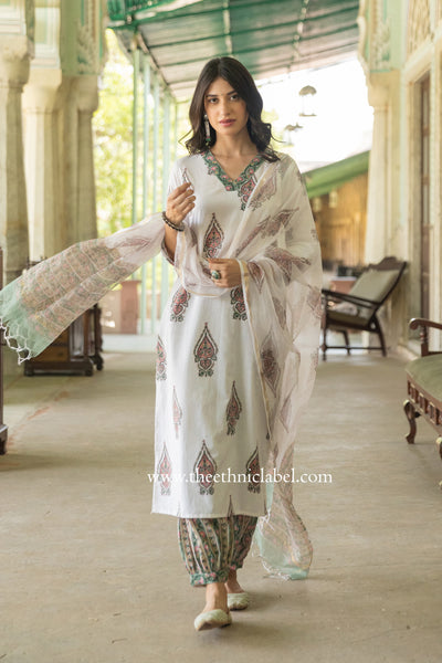 "Zareen" Hand block printed Cotton Kurta