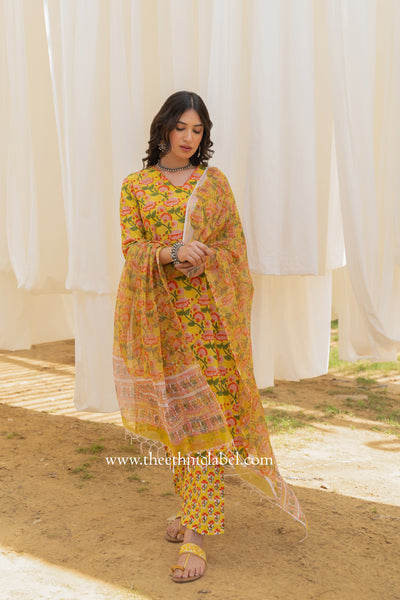 "Sanjh" Cotton Kurta Set with Kota Doria Dupatta (3pc)