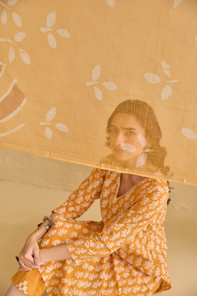 "Aftaab" Batik Print Cotton Kurta Set with Kota Doria Dupatta(3pc)