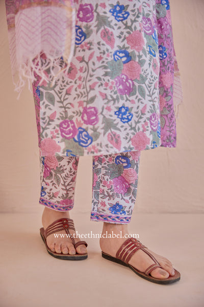"Basera" Cotton Kurta Set with Kota Doria Dupatta(3pc)