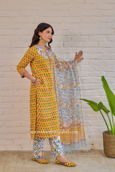 "Dua" Cotton Kurta Set with Kota Doria Dupatta (3pc)