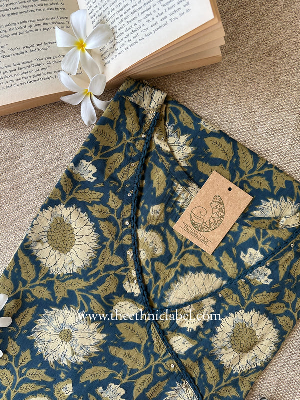 "Raina" Blue Cotton kurta - Big Size