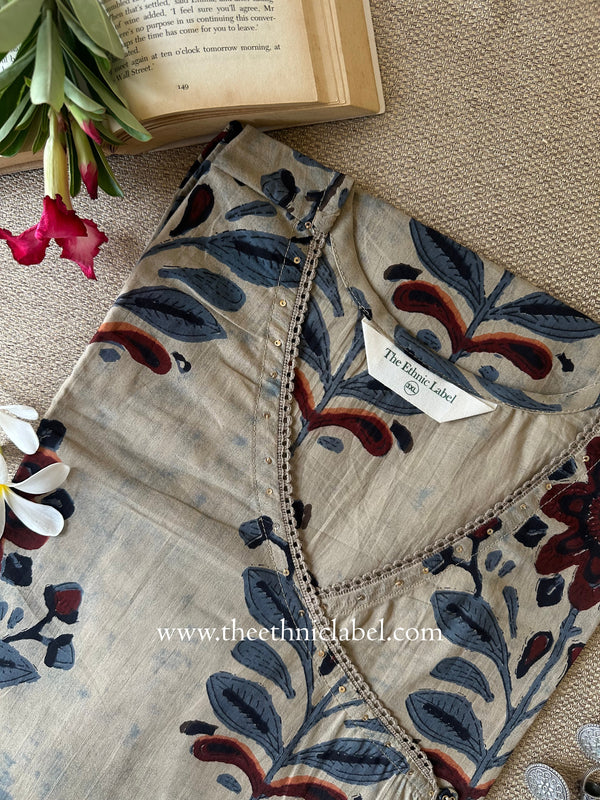 "Talima" Grey Cotton kurta - Big Size