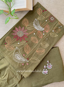 "Param" Green Embroidered Cotton Kurta Set (2pc)