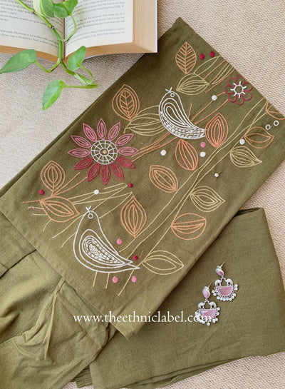 "Param" Green Embroidered Cotton Kurta Set (2pc)