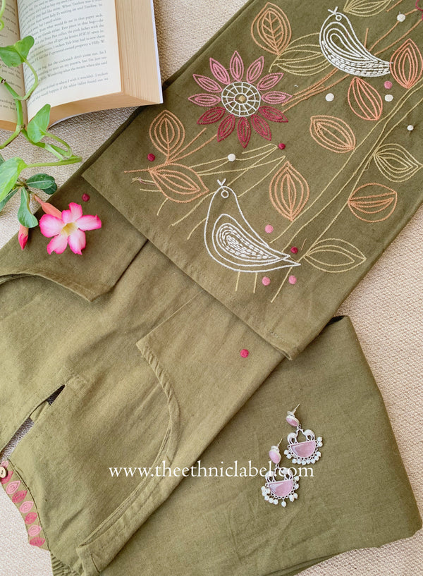 "Param" Green Embroidered Cotton Kurta Set (2pc)