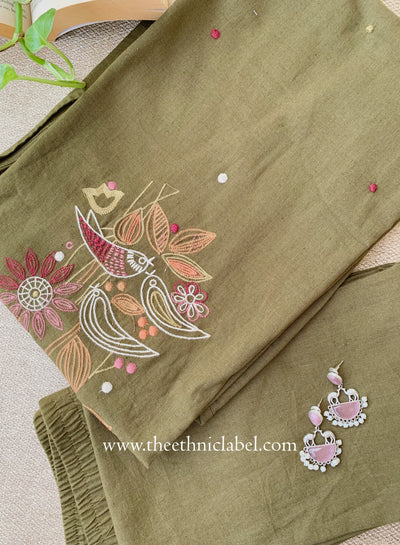 "Param" Green Embroidered Cotton Kurta Set (2pc)