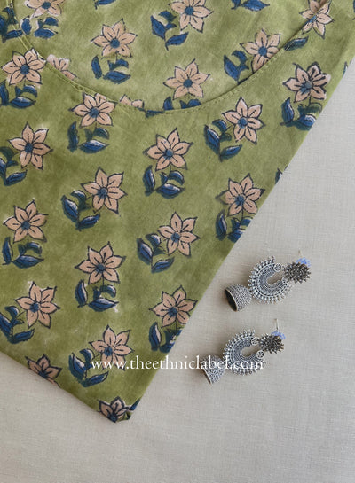 "Virasat" Hand Block Printed Green Cotton kurta