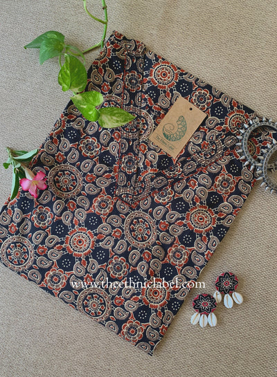 "Sulbha" Black Cotton kurta - Big Size