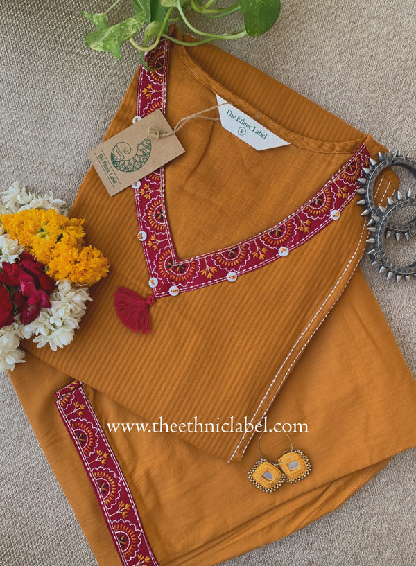 "Nazaara" Mustard Embroidered Cotton Kurta Set (2pc)