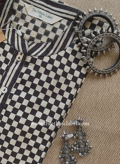 "Noir" Hand Block Printed Bagru Black Cotton kurta