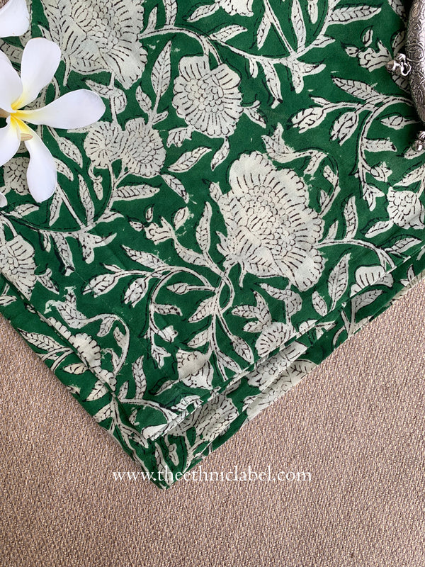 Green Printed Cotton Straight Pants