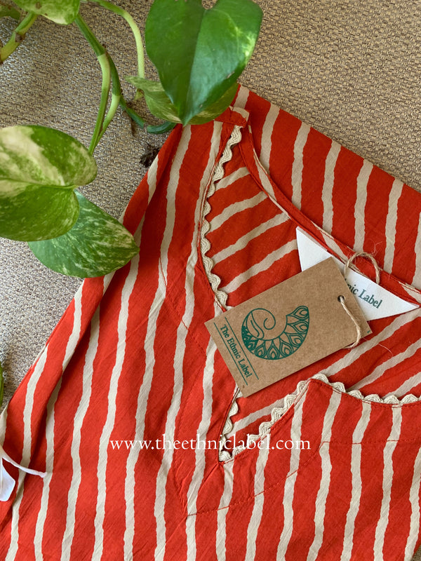 "Mahtaab" Lehriya Printed Laced Cotton kurta