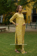 Sumaya Hand Block Printed Cotton kurta with with kota doria dupatta (2pc)
