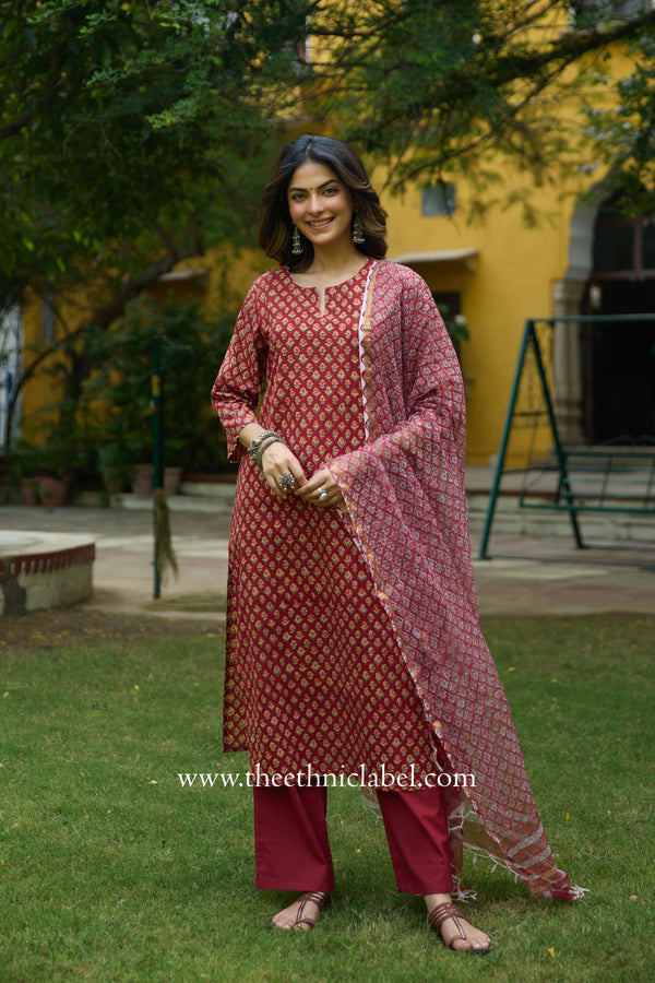 Shovika Hand Work Red Cotton Kurta with kota doria dupatta (2pc)