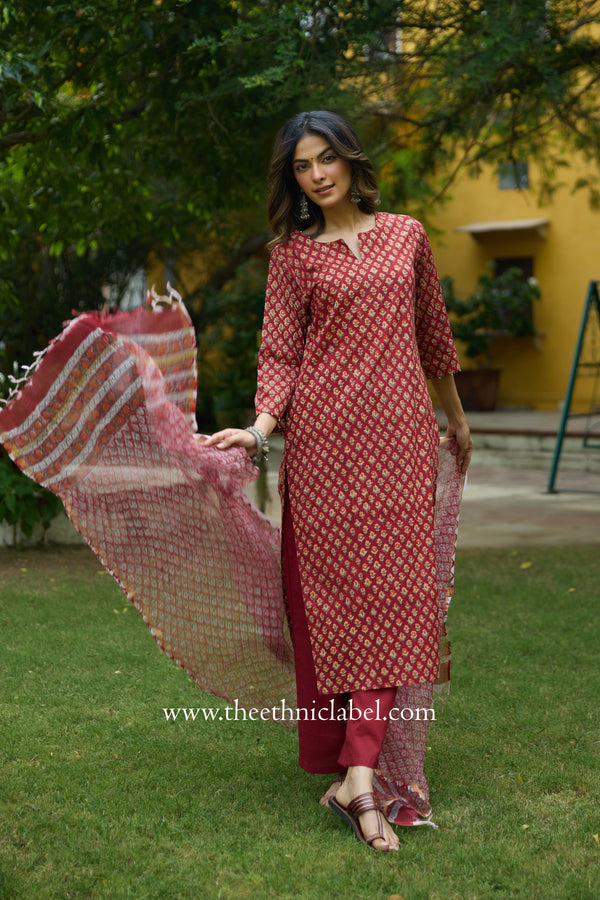 "Nivika" Hand Work Red Cotton Kurta Set with kota doria dupatta (3pc)