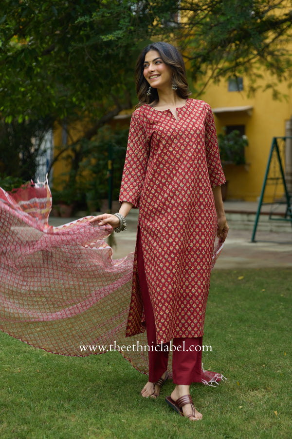 "Nivika" Hand Work Red Cotton Kurta Set with kota doria dupatta (3pc)