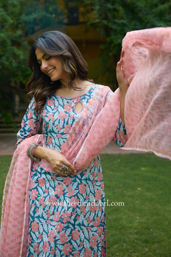 Sarini Hand Block Printed Cotton kurta with with kota doria dupatta(2pc)