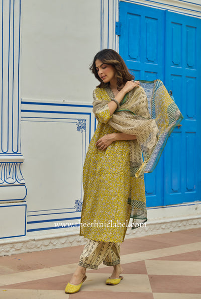 "Saaz" Bagru Cotton Kurta Set with Kota Doria Dupatta (3pc)