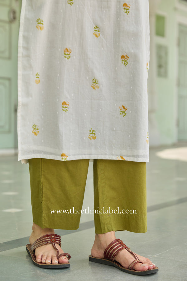 Sufi Scalloped Printed Off-White Cotton kurta