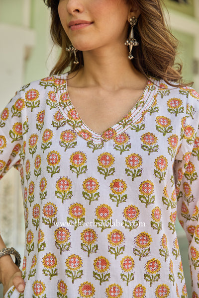 Rajasvi Hand Block Printed White Cotton Kurta