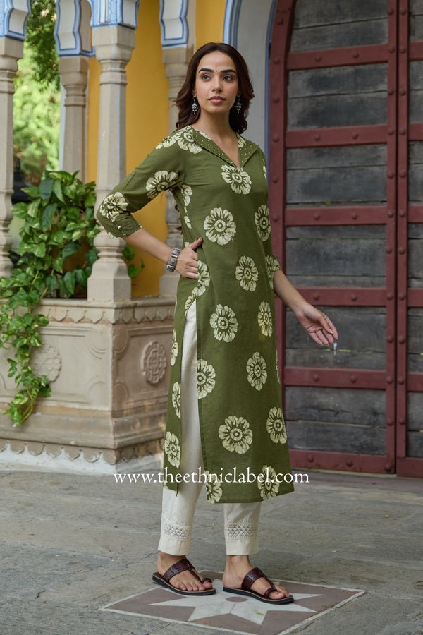 "Reena" Embroidered Green Cotton kurta