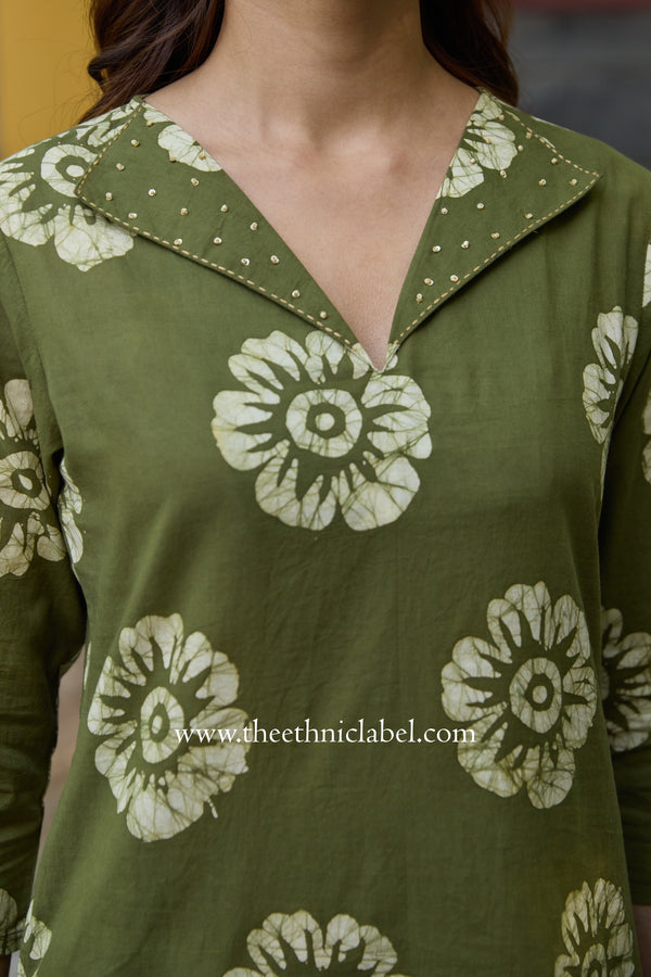 "Reena" Embroidered Green Cotton kurta