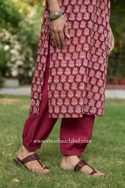Arjahi Hand Block Printed Maroon Cotton kurta