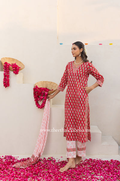 "Krutika" Red Cotton Kurta Set with Chiffon Dupatta(3pc)