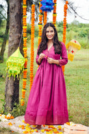 Utsava Majenta Gold dress